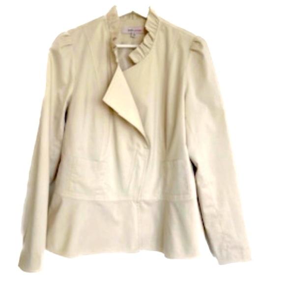 DAVIES BY ERICA DAVIES cream jacket, size 8 ruffle collar like new - Picture 1 of 2